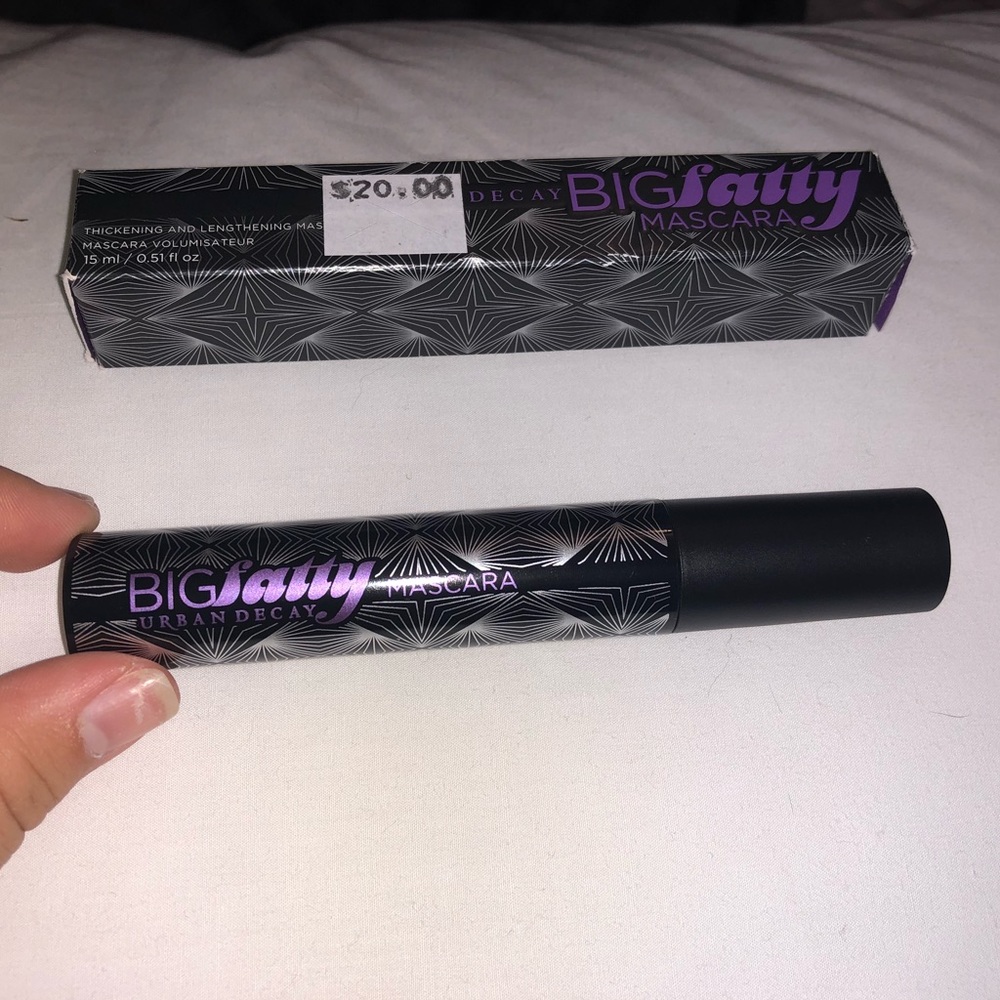 BRAND NEW URBAN DECAY MASCARA